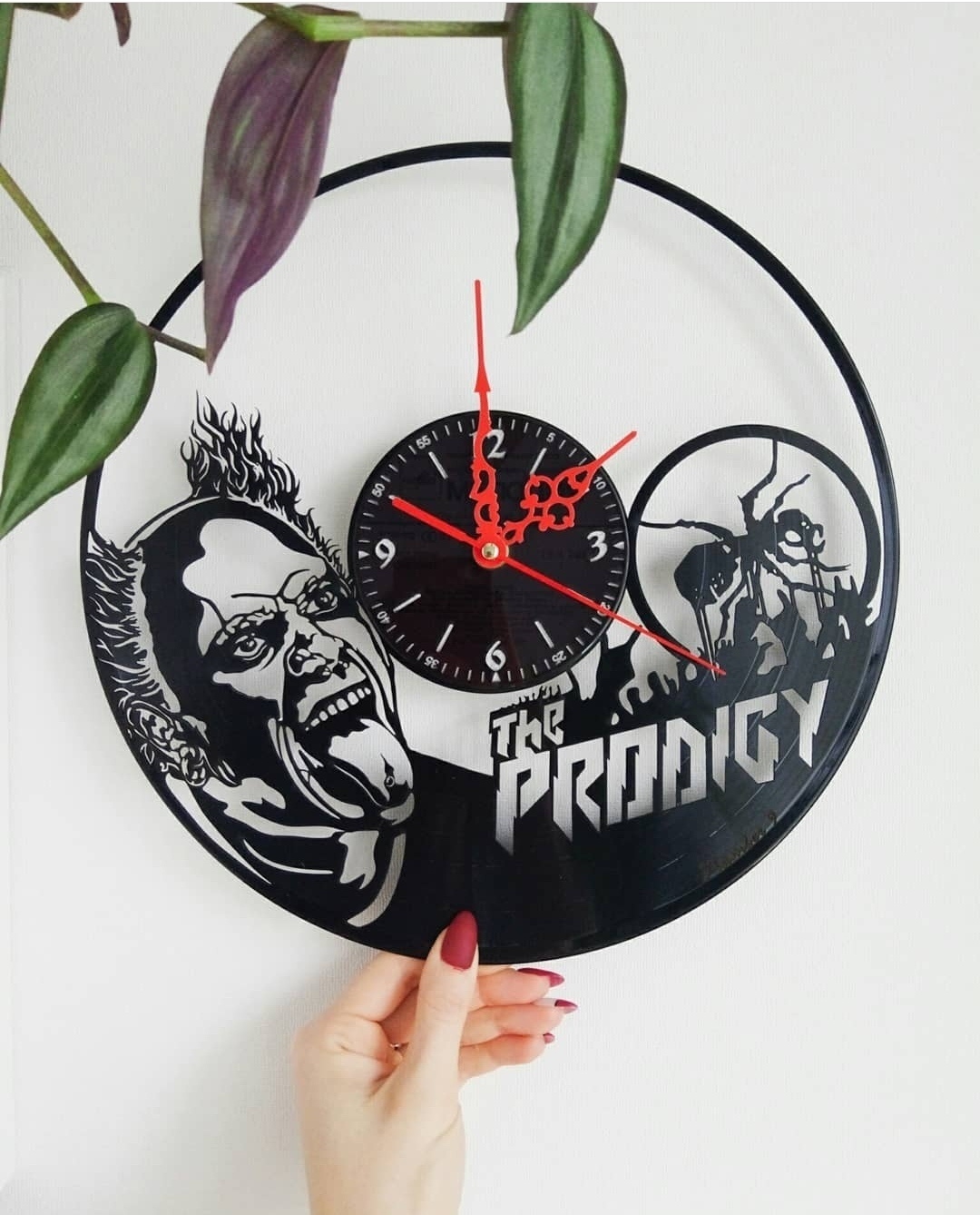 A Prodigy óra vinil lemezekből